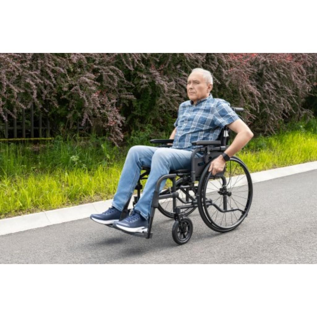 ELITE TIM | Ultraleichter Premium-Rollstuhl | 11,8 kg